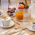 Leonessa Hotel Volla (Naples)