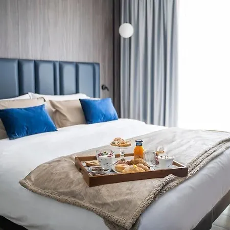 Leonessa Hotell Volla (Naples)