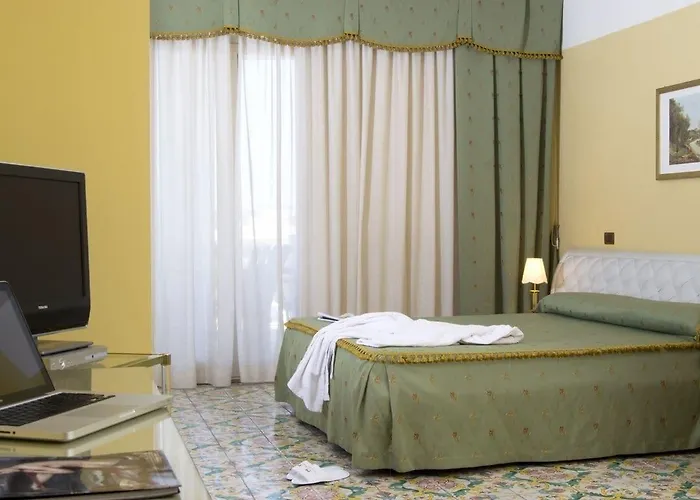 Leonessa Hotell Volla (Naples)