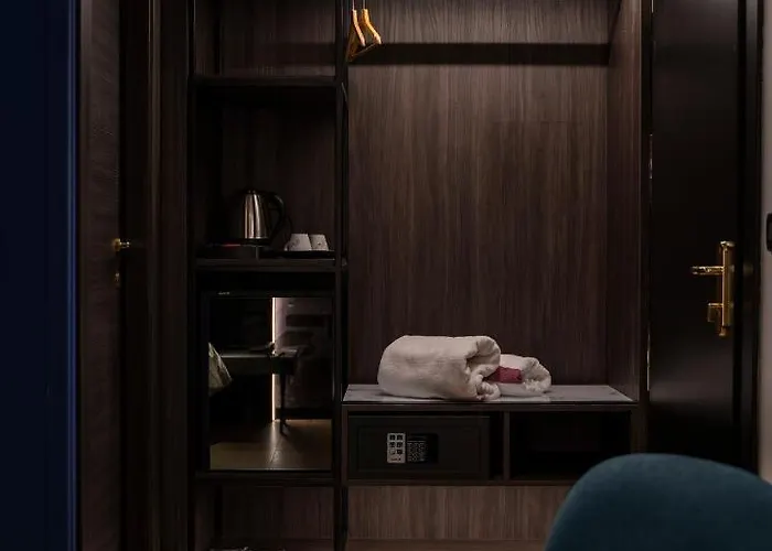 Leonessa Hotell Volla (Naples)