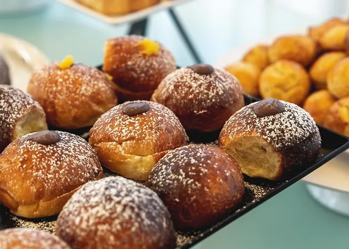 Leonessa 4* Volla (Naples)