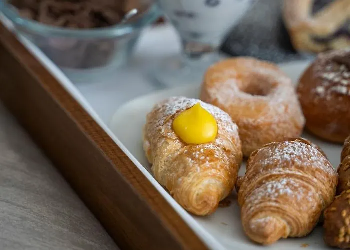 Leonessa Volla (Naples)