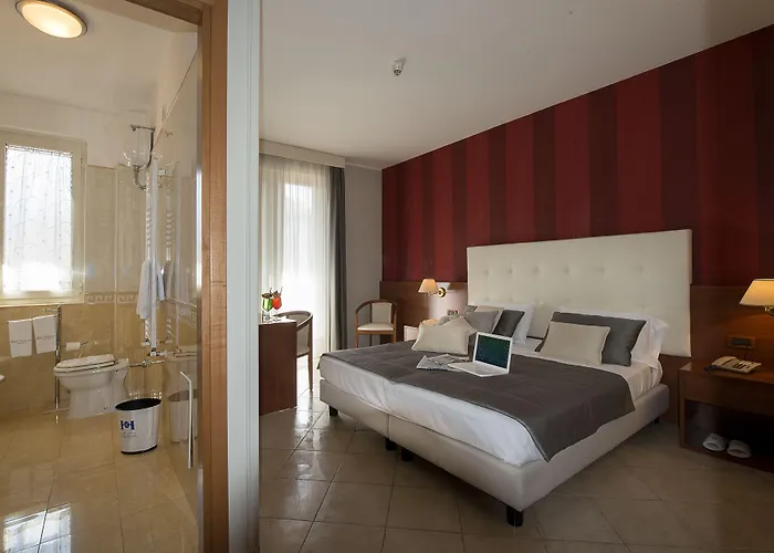 Hotell Leonessa Volla (Naples)