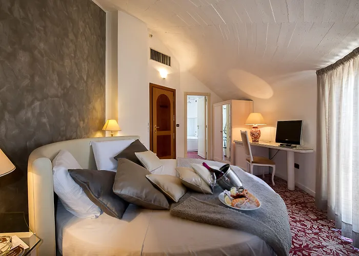 Leonessa Volla (Naples)