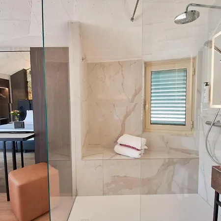Leonessa Hotel Volla (Naples)